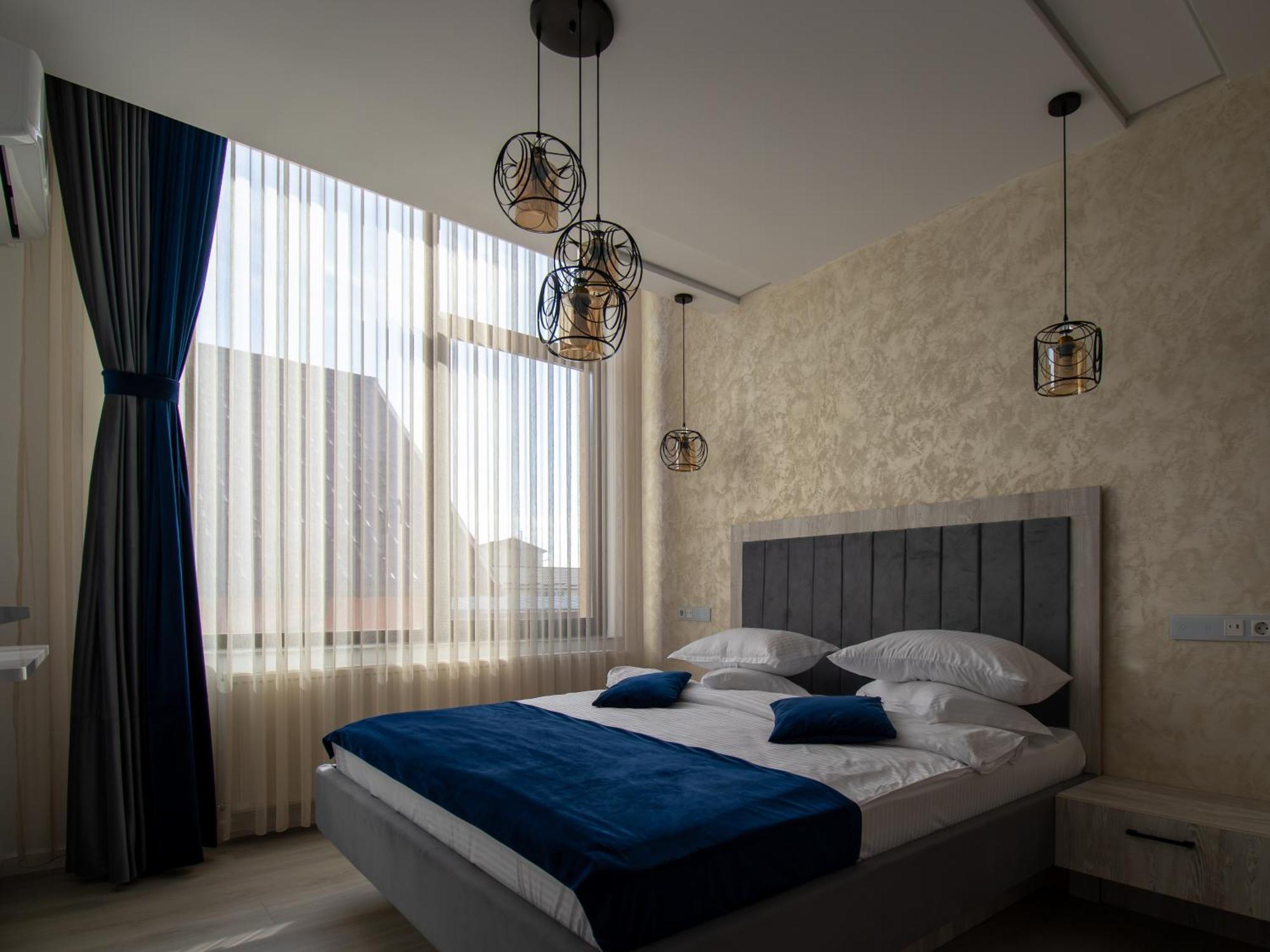Casa Munteneasca Alessandro Pitesti Ngoại thất bức ảnh