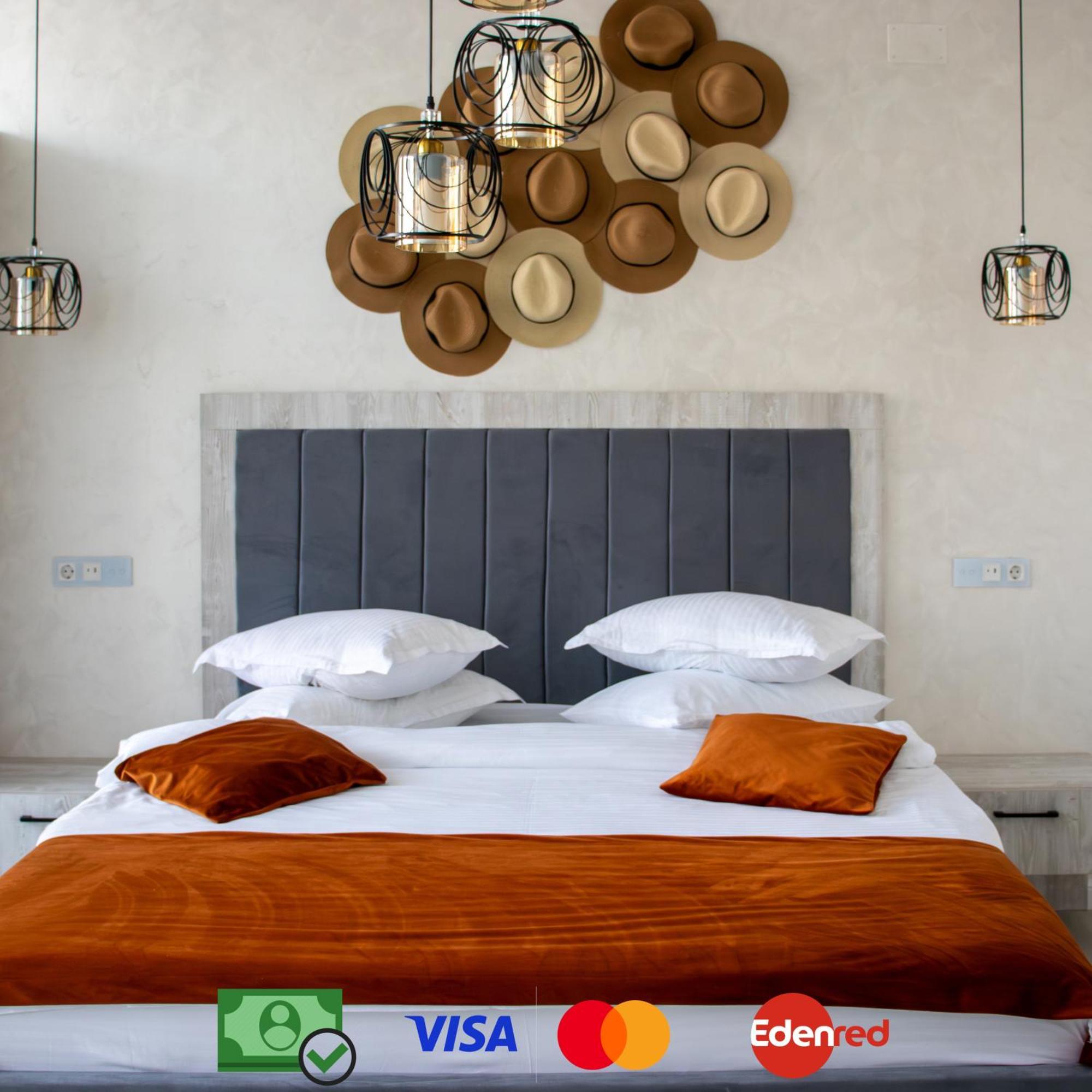 Casa Munteneasca Alessandro Pitesti Ngoại thất bức ảnh